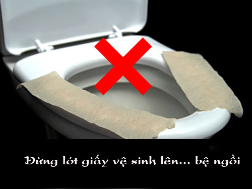 Nếu bạn hay l&oacute;t giấy vệ sinh l&ecirc;n bệ ngồi cho sạch th&igrave; đ&acirc;y l&agrave; sự thật sẽ khiến bạn giật m&igrave;nh